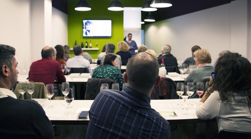 Èxit a la primera edició del curs de sommelieria realitzat a l’Espai Penedès|Bcn, de Tastavins Penedès