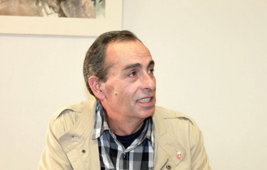 El regidor no adscrit Manel Romanos explica el seu desacord amb l’equip de govern de Sant Martí