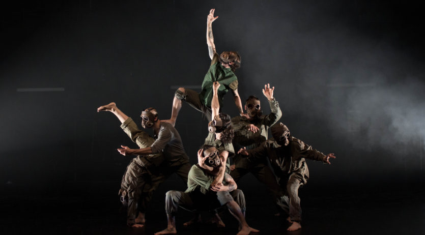 Hip hop, acrobàcia i dansa contemporània diumenge a Cal Bolet amb Sinestèsia, d’Iron Skulls