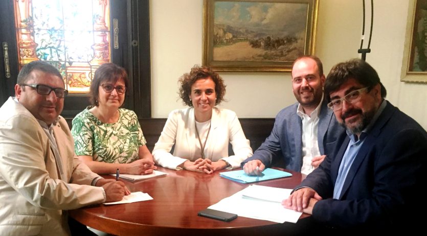 Els municipis afectats pel pas de la N-340 es reuneixen amb la ministra Dolors Montserrat