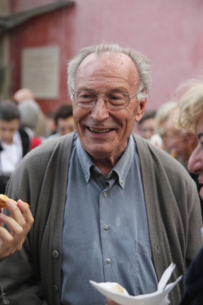 Mor Mn. Josep M. Aragonès, rector de les parròquies de Torrelavit
