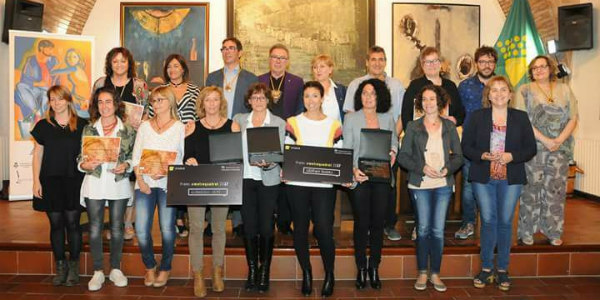 La llibreria Jepi s’endú el primer premi en totes les categories del Concurs d’Aparadors
