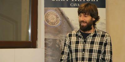 El Centre Cultural de Sant Sadurní acull l’experiència en BTT per Armènia de Sergio Fernandez