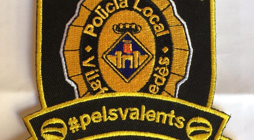 La Policia Local de Vilafranca recapta 2.000 € amb la venda dels escuts solidaris #pels valents