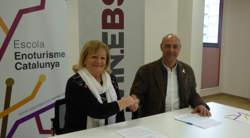 L’Escola d’Enoturisme i la fotògrafa Maria Rosa Ferré signen un conveni d’utilització d’imatges