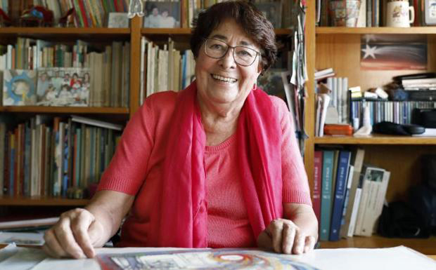 Maria Rius assisteix avui a la inauguració de l’exposició dels 25 anys del “Llegir per sentir”