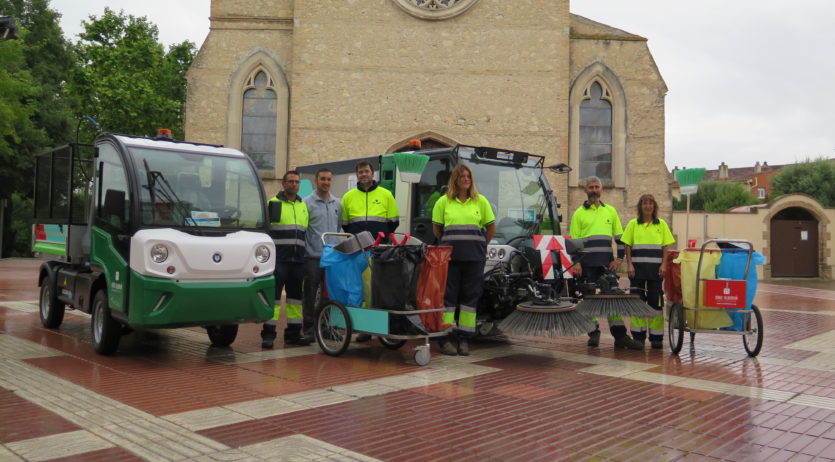 El servei de neteja viària de Santa Margarida i els Monjos es renova