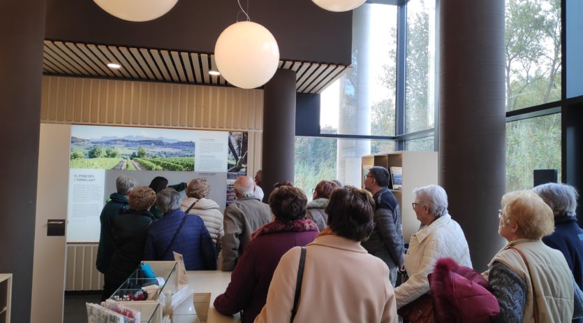Els Casals de la Gent Gran de l’Alt Penedès visiten el Centre d’Interpretació de l’Aigua