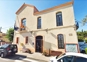 La Diputació ha lliurat a l’Ajuntament d’Olèrdola el Pla director d’equipaments del municipi