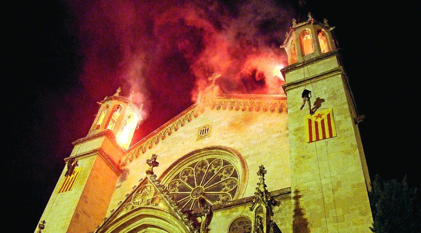La Barraca veu perillar la penjada d’estelades i la festa major alternativa de Vilafranca