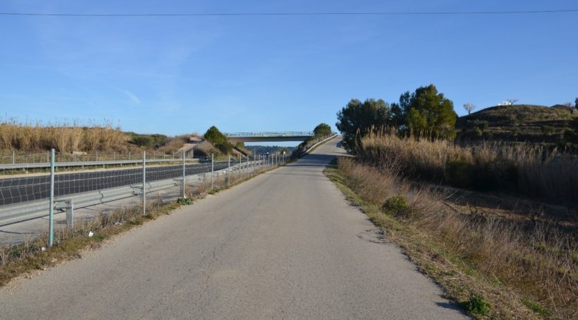 JARC demana a Territori que autoritzi la circulació de tractors per la C-15 durant la verema
