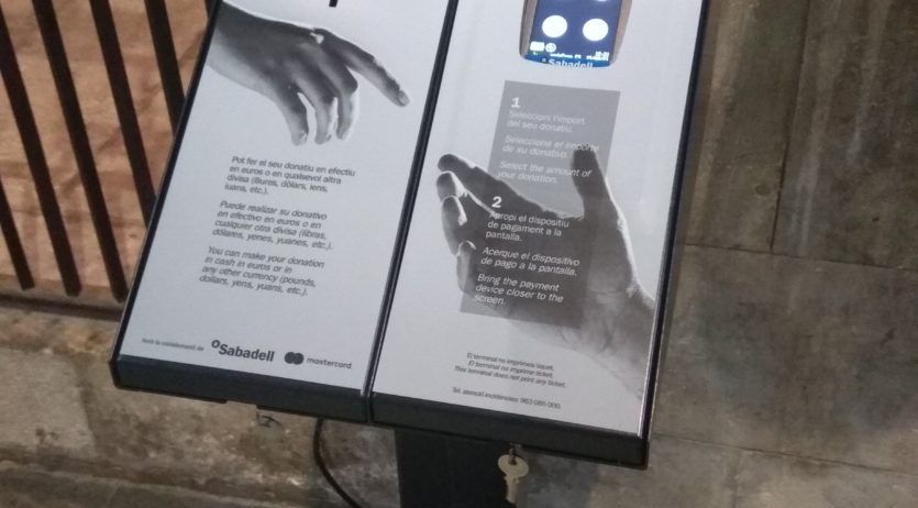 La basílica de Santa Maria facilita poder fer donatius amb targeta de crèdit