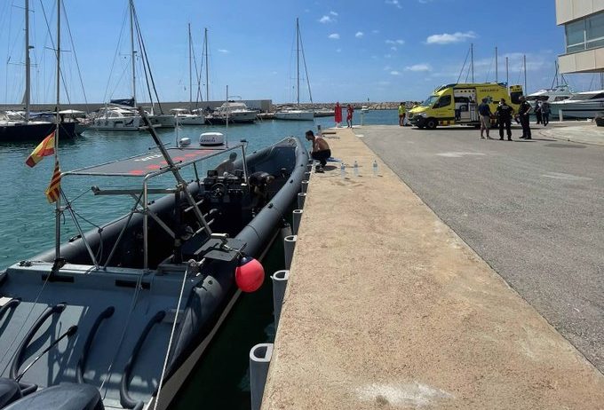La Guàrdia Civil investiga les causes de la mort dels dos bussejadors a Calafell
