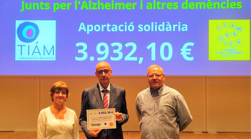 El MUSiCVEU lliura 3.932,10 euros a les Associacions Tiám i Llambrusca