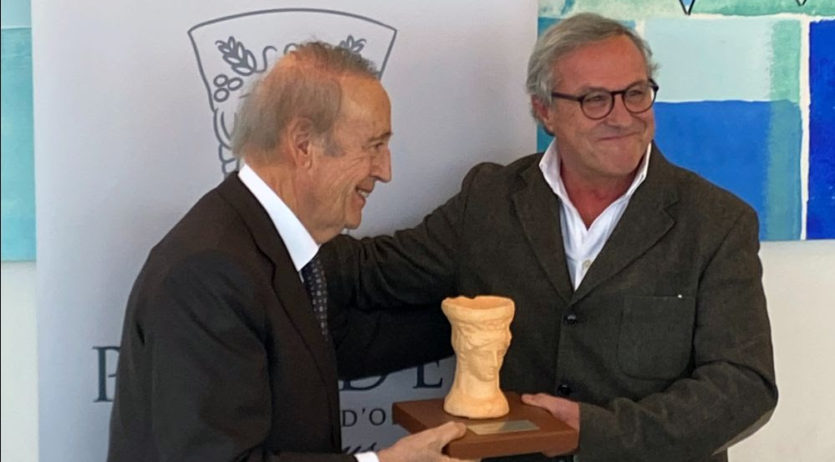 La DO Penedès atorga a Miguel Agustín Torres el reconeixement “Senyor del Vi”
