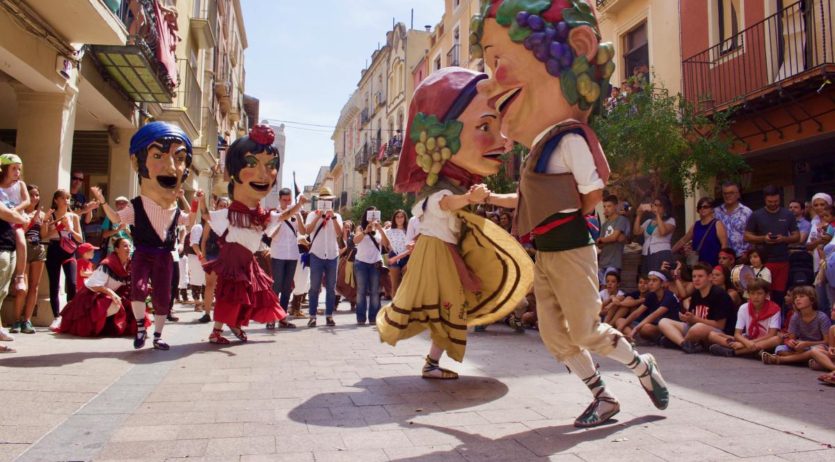 El Ball de Capgrossos de Vilafranca busca tres nous balladors