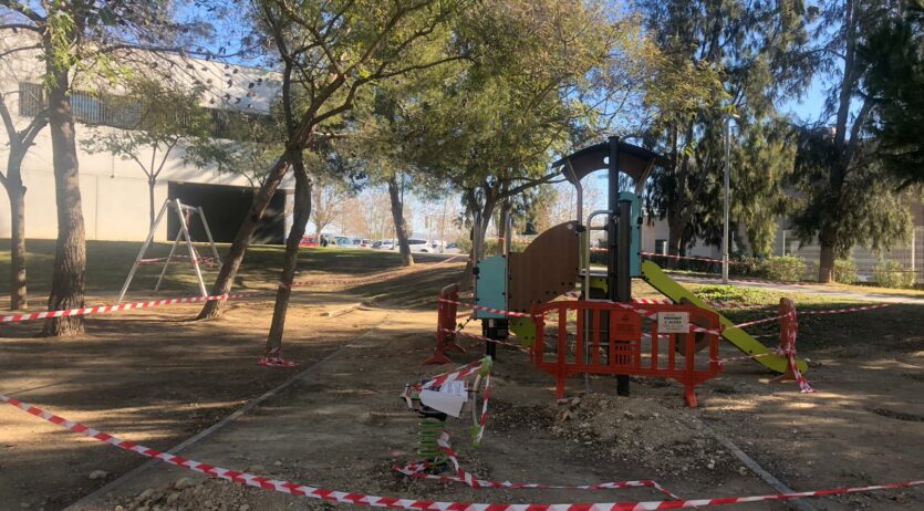 El pla d’arranjament de les àrees de jocs infantils preveu actuar en 24 espais públics