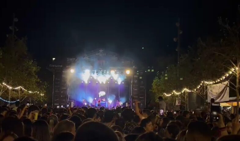 Figa Flawas i Catarres omplen de música la rambla de Sant Francesc