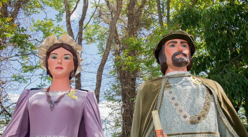 La colla de Geganters de Sant Pere Molanta busca relleu per mantenir l’entitat