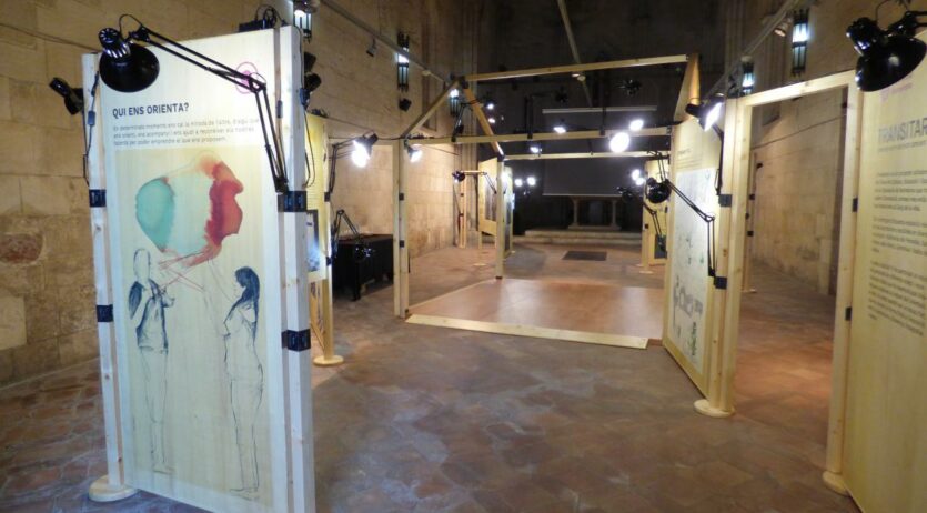 L’exposició ‘Transitar. Orientar-se en un món canviant’ arriba a l’Espai Jove La Nau