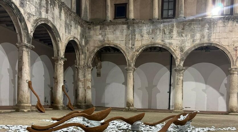 Visita comentada a les exposicions ‘WIP-Work in Progress’ i ‘Raíces Profundas’