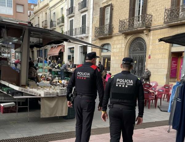 Policia Local i Mossos d’Esquadra vetllen conjuntament la campanya de Nadal a Sant Sadurní