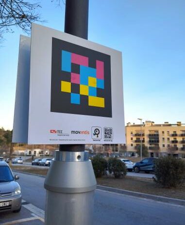Les parades del bus urbà de Sant Sadurní incorporen una nova senyalística
