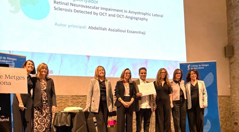 Els metges del CSAPG Abdelilah Assialioui i Lourdes Hernández, guardonats pel CoMB