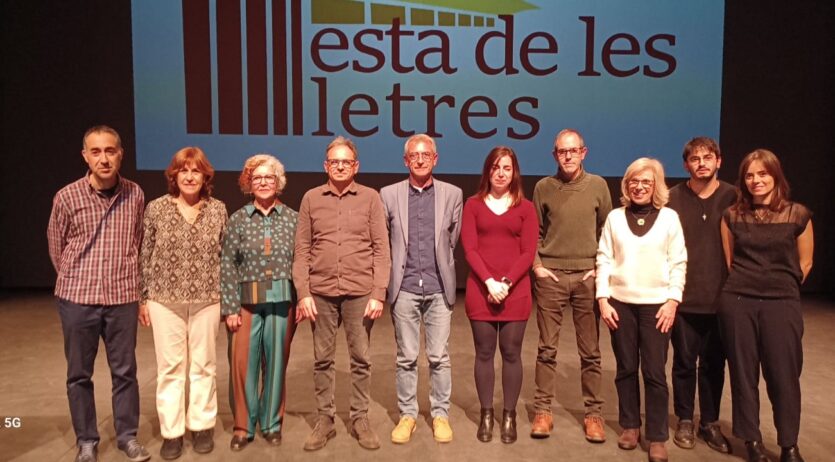 Isabel del Pilar Valero rep el 22è Premi Agustí Bartra de poesia en català
