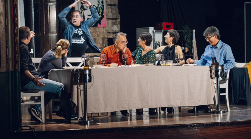 La Roda de Teatre porta l’obra ‘Res a amagar?’ a la sala polivalent de Puigdàlber