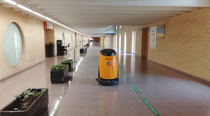 Primer robot autònom de neteja de paviments a l’Hospital de Vilafranca