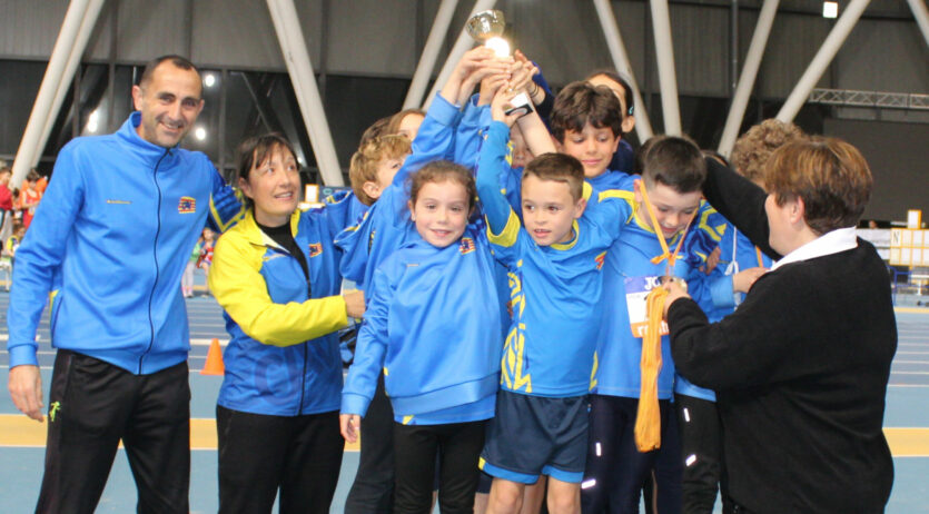 Segona posició dels equips S8 i S10 del Club Atletisme Vilafranca a la Copa Promoció de la FCA
