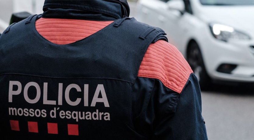 Detingut un home per dos robatoris violents a persones vulnerables a Vilafranca