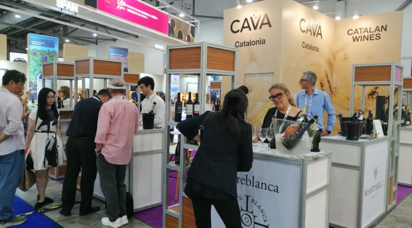 El cava reforça la seva presència a l’Àsia-Pacífic amb el debut d’AECAVA a ProWine Singapore