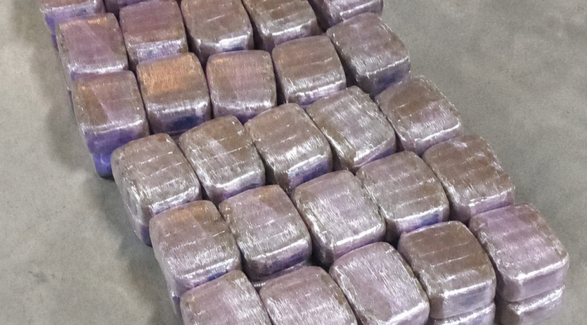Els Mossos detenen a l’AP-7 a Vilafranca dues persones que transportaven 30 kg d’haixix