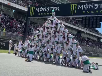 Els Falcons de Vilafranca han inaugurat la final del Gran Premi de Moto GP de Catalunya