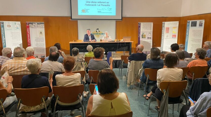 Una exposició difon el llegat de la pedagoga i política Marta Mata